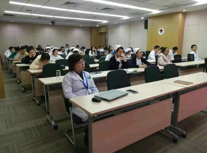 我院成功举办第一期院内GCP培训班 (2).JPG