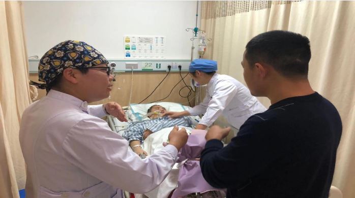 飞来横祸——孕产妇死里逃生，医者仁心让她转危为安 (2).JPG