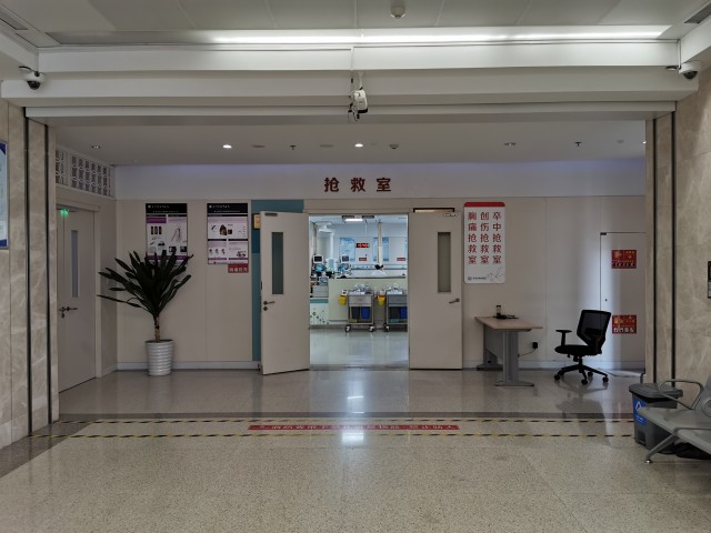 看苏州：太可惜！碳酸饮料当水喝，苏州一小伙竟为此送了命…-2.jpg