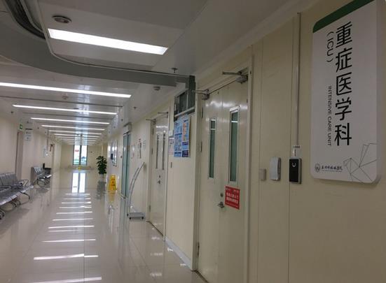 现代快报（ZAKER）：碳酸饮料当水喝，苏州一小伙为此送了命.jpg