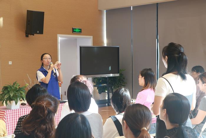 我院爱牙知识讲座走苏州科技城锦峰实幼 (3).jpg