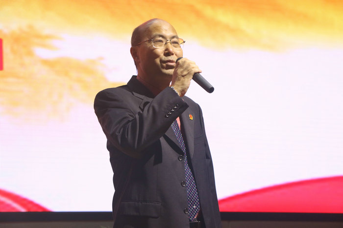 我院成功举行“我和我的祖国”诵读大会暨第二届文艺与体育节开幕式 (10).JPG