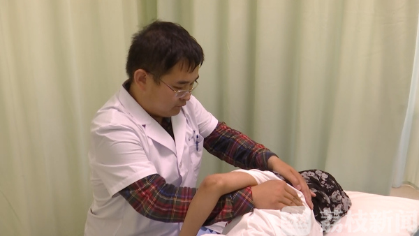 荔枝网：伦敦女孩“怪病”在英治疗15年未愈 来中国一月见效：中国医院真棒！-4.jpg