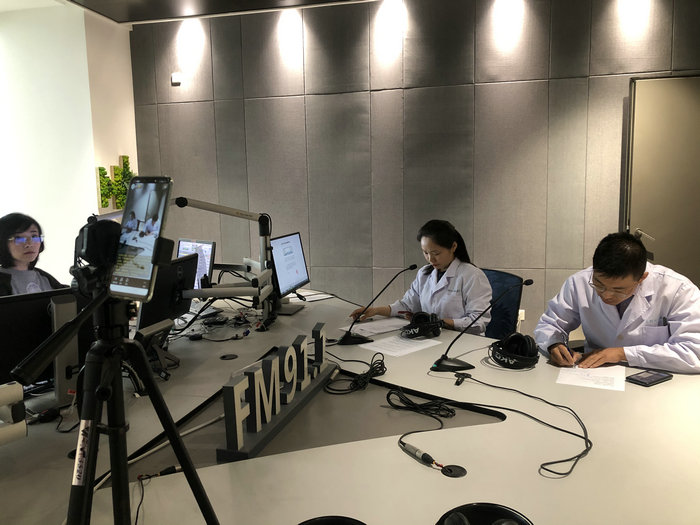 慢性疼痛如何治？ 疼痛、康复专家来支招.jpg