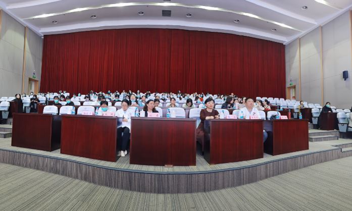我院成功举办苏州市“产科护理及助产技术临床热点问题学习班”2.JPG