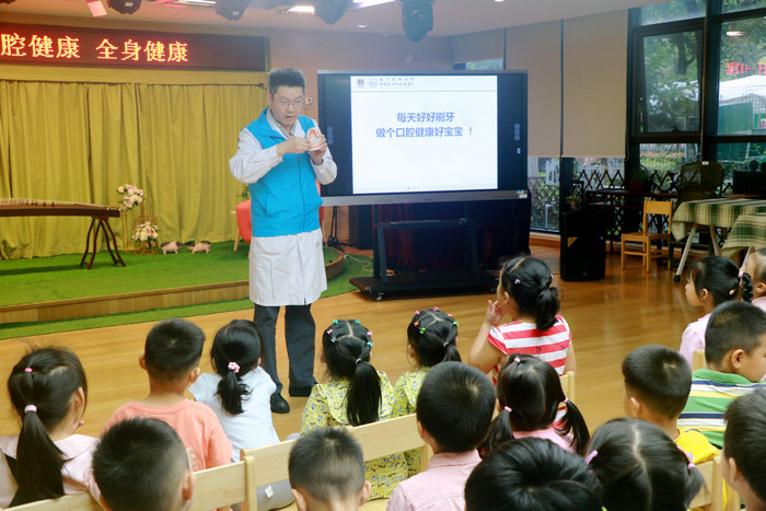 医学科普迈向新台阶！我院荣获“苏州市科普宣传周优秀组织单位” (1).jpg