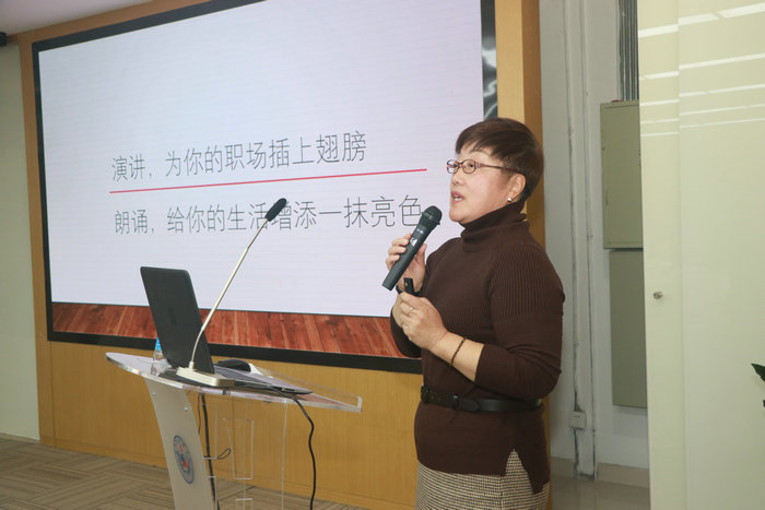 演说朗诵艺术进医院 我院开展专题培训活动2.jpeg
