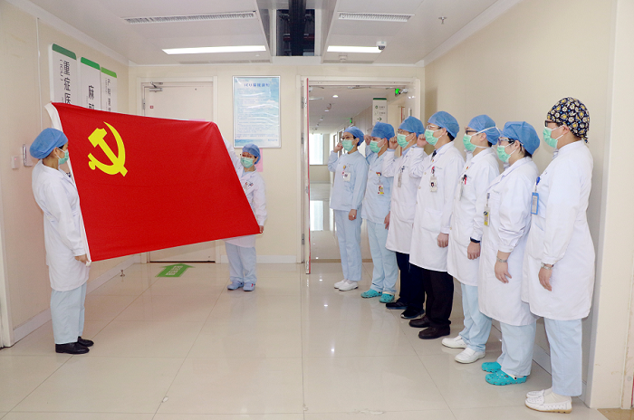 “你们一定要好好的”...我院两名医护驰援武汉4.png