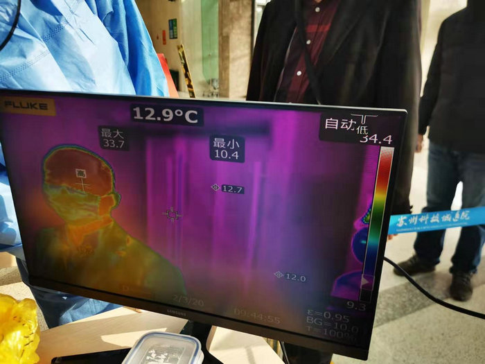 热成像人体测温仪 助力医院预检分诊第一关.jpg
