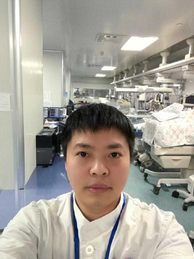 看苏州：战疫里的NICU：苏州“临时爸爸”和他的76个“宝宝”9.jpg