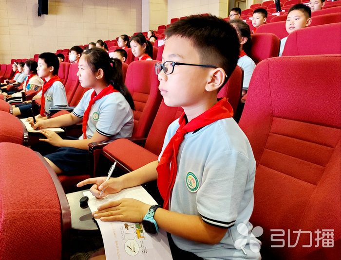 苏报集团(引力播):“正脊未来”计划启动!贫困脊柱侧弯患儿可获救助5.jpg 苏报集团(引力播):“正脊未来”计划启动!贫困脊柱侧弯患儿可获救助5.jpg