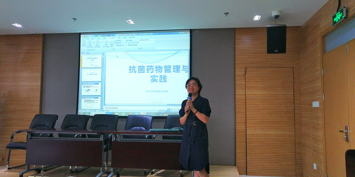 我院基层学术沙龙活动走进科技城社区卫生服务中心 (2).jpeg