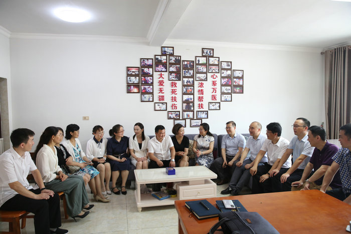 情系万山 高新区医者共谱帮扶新篇章 (1).JPG