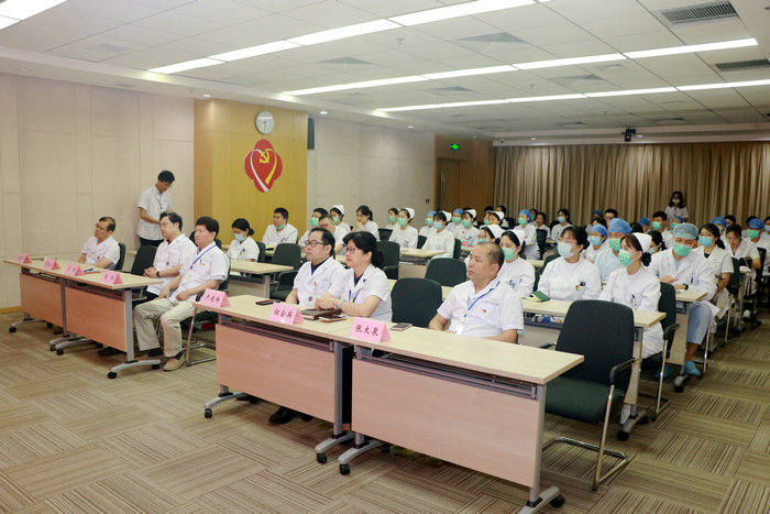 我院顺利开展2020年新职工岗前培训活动2.jpg