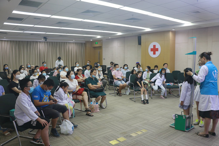 乘风破浪助成长 专家带你正确认识儿童生长发育 (2).jpg
