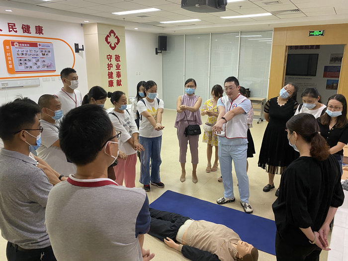 我院红十字基地举办市民开放日活动 (4).jpg 我院红十字基地举办市民开放日活动 (4).jpg