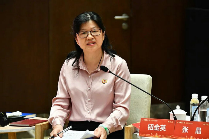 钮金英副院长在高新区“有事好商量”专题活动作交流发言 (2).jpg