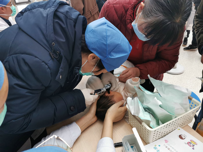 赶走打鼾！我院成功举办儿童睡眠健康义诊活动 (2).jpg