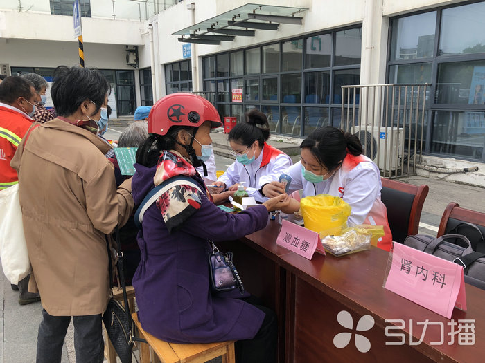 苏报集团（引力播）：智能机器人上线 苏州科技城医院开展“世界卒中日”系列活动2.jpg
