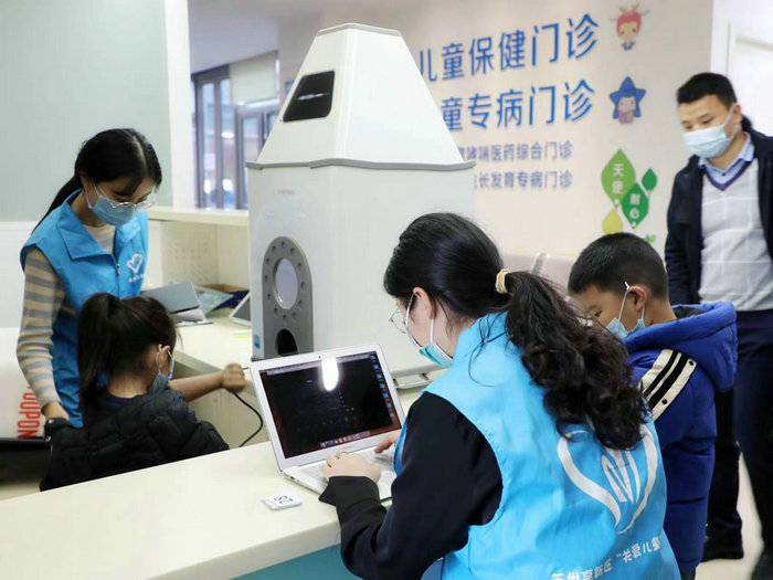 百名儿童享关爱 我院举办第二场骨龄仪义诊活动3.jpg