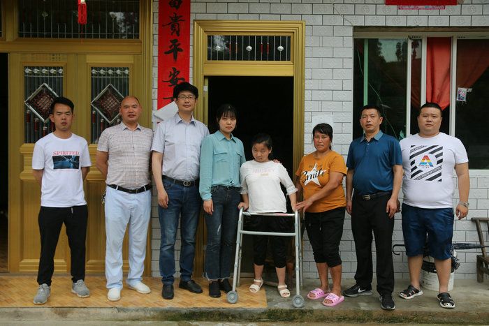 学习强国:身边的榜样丨苏州高新区援黔医生汪益:在东西部协作中弘扬医者大爱2.jpg 学习强国:身边的榜样丨苏州高新区援黔医生汪益:在东西部协作中弘扬医者大爱2.jpg