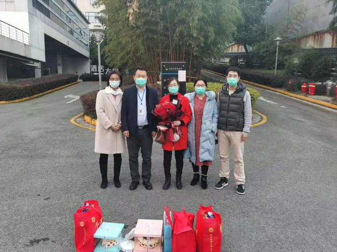 “这是春节在岗的温暖动力”——昆山转运点归来后他说 (2).jpeg