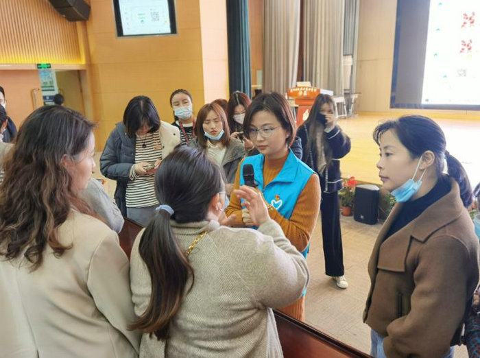 我院第三党支部“护彤之家”党建联盟走进苏科外3.JPG