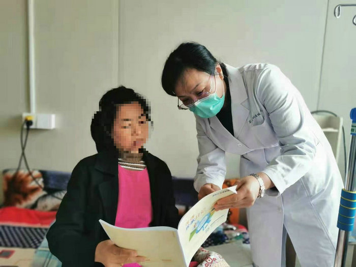 “把健康回访送到家”我院肾内科开展腹膜透析随访工作_0001.jpg