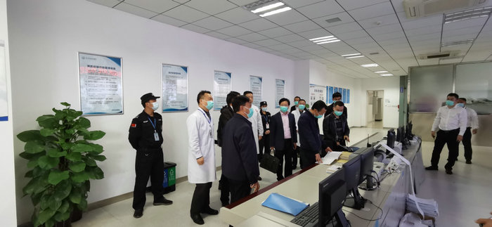 高新区安全生产督导组莅临我院检查安全生产工作.jpg