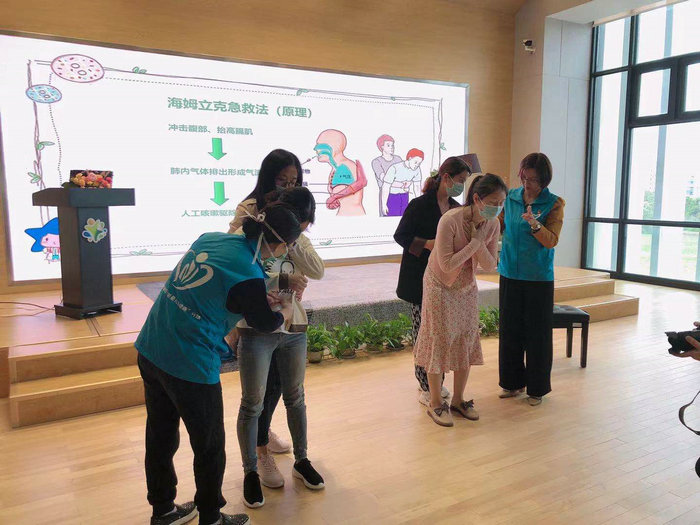 关爱妇幼健康科普讲座走进西渚实验幼儿园2.jpg