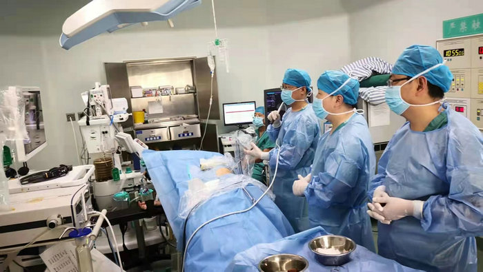 我院多学科协作救治结石相关脓毒血症.jpg