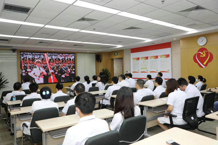 我院组织多点观看庆祝建党100周年大会.jpg