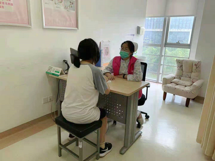 我院顺利开展“世界母乳喂养周”宣教活动_0002.jpg