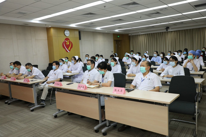 我院顺利开展2021年新职工岗前培训活动_0002.jpg