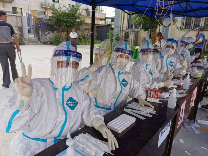 名城苏州:战“疫”日记 杨玉:女儿认不出我,但她会为我骄傲!2.jpg 名城苏州:战“疫”日记 杨玉:女儿认不出我,但她会为我骄傲!2.jpg