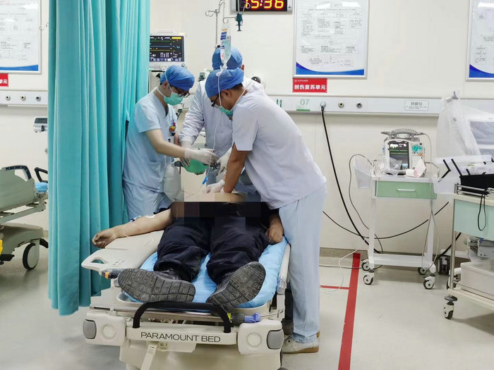 青春向党 从南京“疫”线回归苏州急诊一线2.jpg