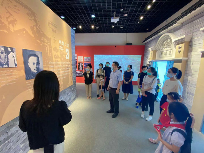 我院组织党员、青年赴苏州革命博物馆参观学习3.jpeg