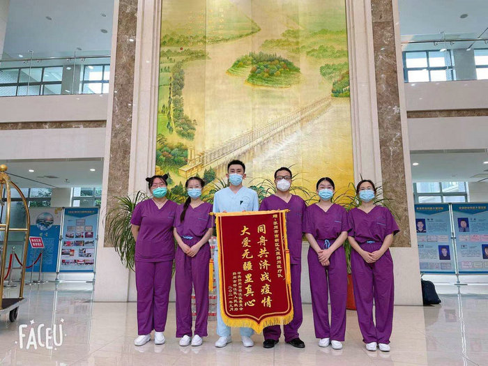 回家！援扬医疗队凯旋归来.jpg
