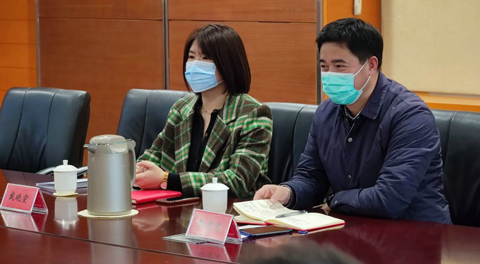 区红十字会组织学习《江苏省红十字会条例》并听取我院工作汇报2.JPG