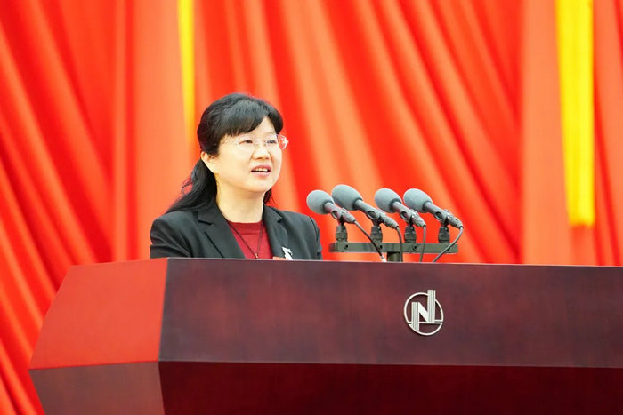 区政协九届一次会议胜利闭幕 钮金英当选新一届常委2.jpeg