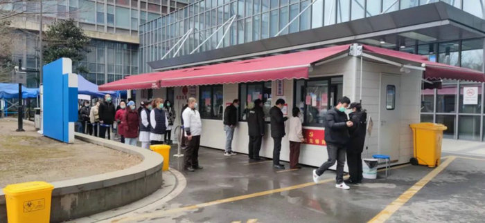 城市商报：智能化核酸采样点助力疫情防控，24小时运转可接纳2万人.jpg