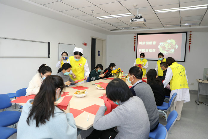 新苏网：住院也能精彩过年，苏州医护暖心举措点赞无数_0001.jpg