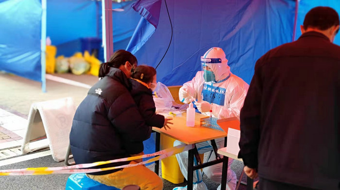 高新青年疫线志愿入党 请缨回乡（昆山）支援.jpg