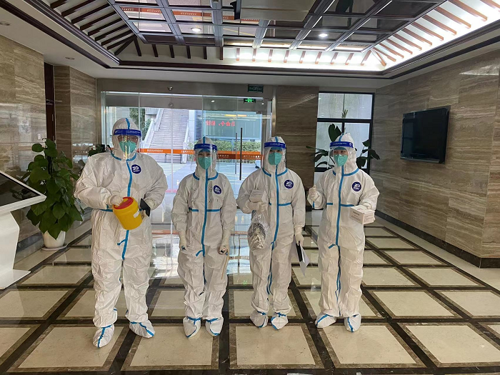 战疫日记 集中隔离点的温情守护2.png 战疫日记 集中隔离点的温情守护2.png