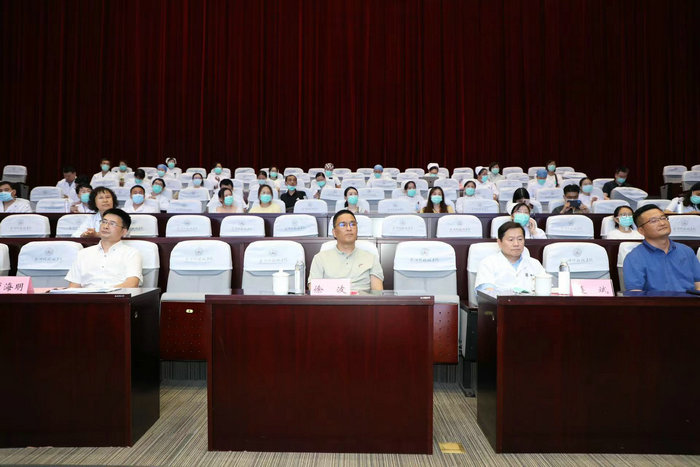 中国医药教育协会第二届医疗创新专利转化研讨会在我院举行5.jpg