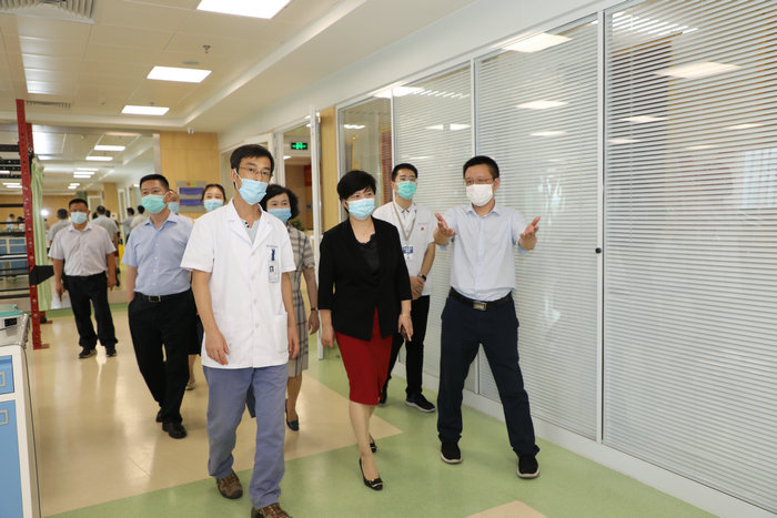 苏州市残联调研我院残疾人工作.jpg