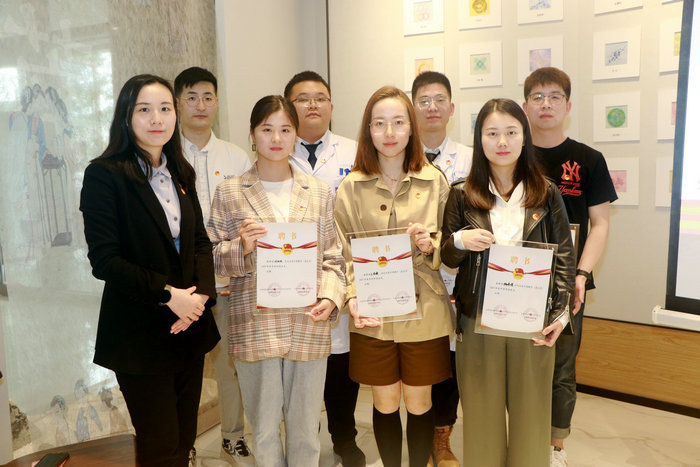 青春礼赞新时代，我院新增一高新区青年讲师.jpg