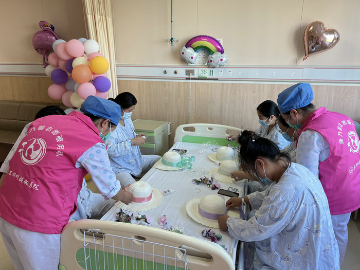 线上线下相结合 苏州科技城医院多形式开展母乳喂养宣教活动.jpg