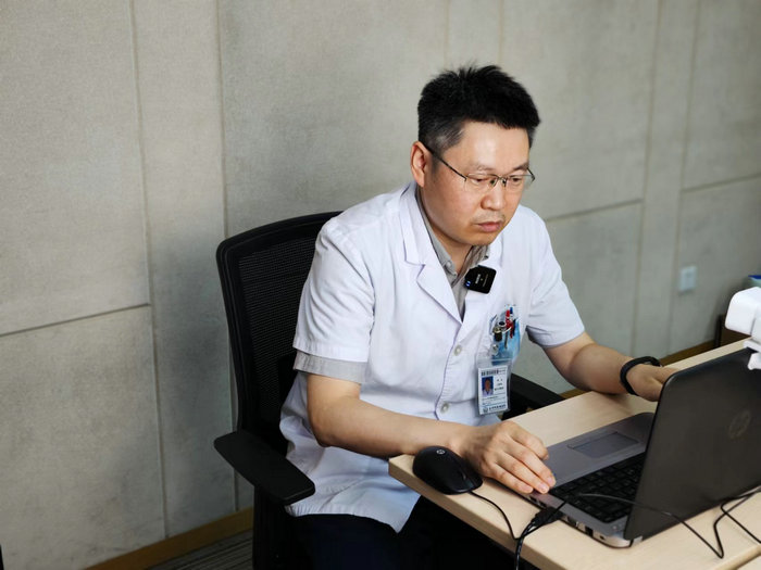 全国爱牙日｜我院举办科普义诊系列活动.jpg