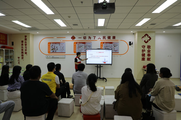 新华日报（交汇点）：分类分众精准服务 苏州科技城医院多个志愿项目获评优秀2.jpg